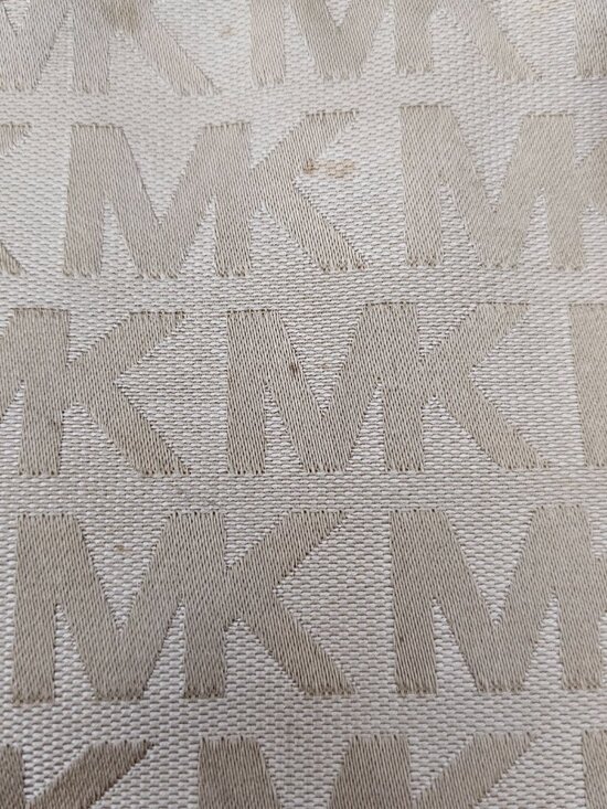 Michael Kors Jet Set Item EW Pocket Canvas Tote Bag Purse  Michael Kors Jet Set Monogram Canvas Leather Boho Tote Shoulder Bag COA Beige